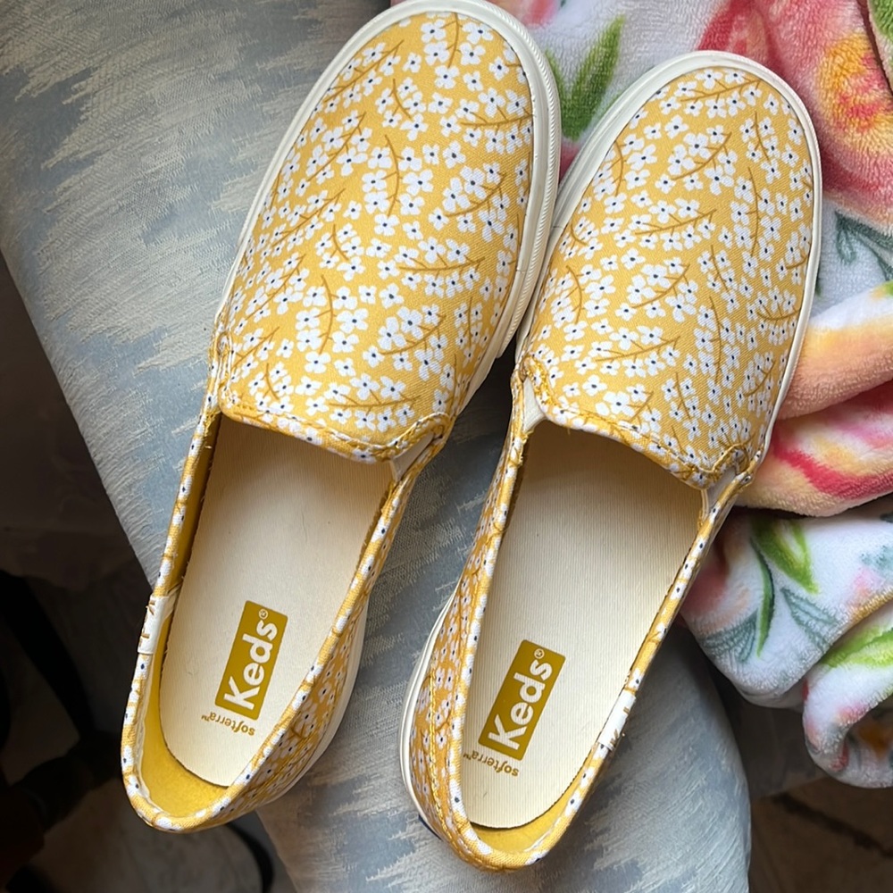 New Keds!